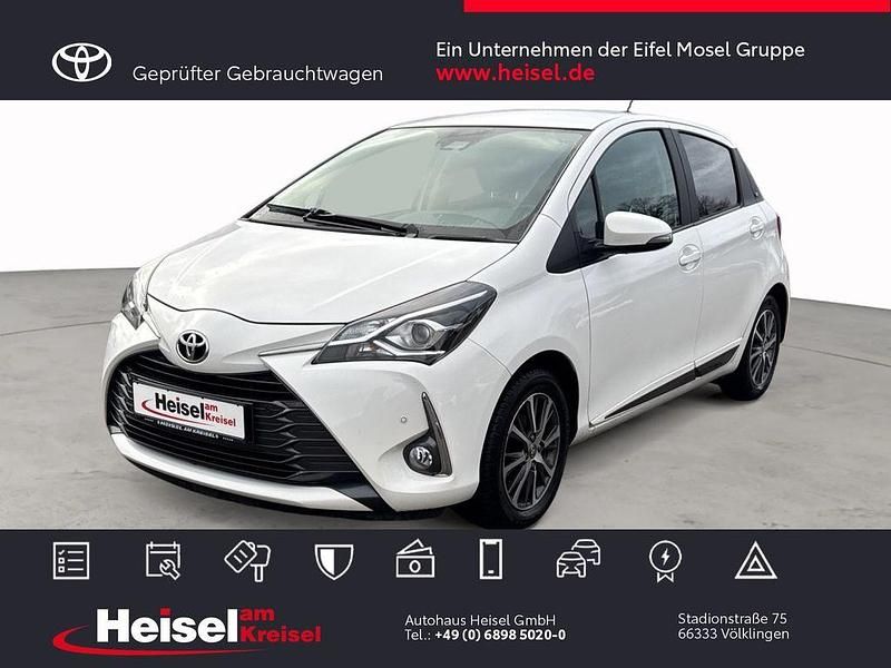 Schneeweiß Gebraucht 2020 Toyota Yaris Connect Style Limousine | 14.490 € (Etwas zu teuer) - Bild 1/4