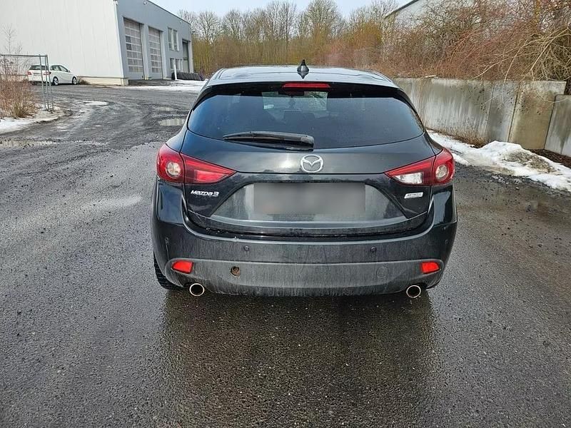 Second-hand Mazda 3 150 CP (110 kW) 2016 Negru Berlinǎ