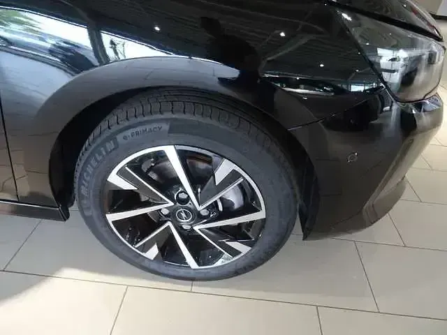 Gebraucht Opel Corsa 101 PS (74 kW) 2025 Schwarz Kleinwagen