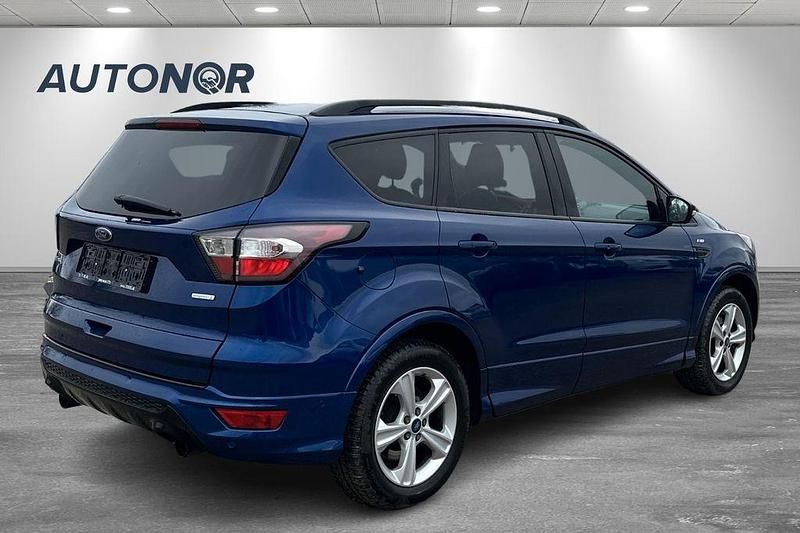 Gebraucht Ford Kuga ST-Line 150 PS (110 kW) 2018 Blau SUV