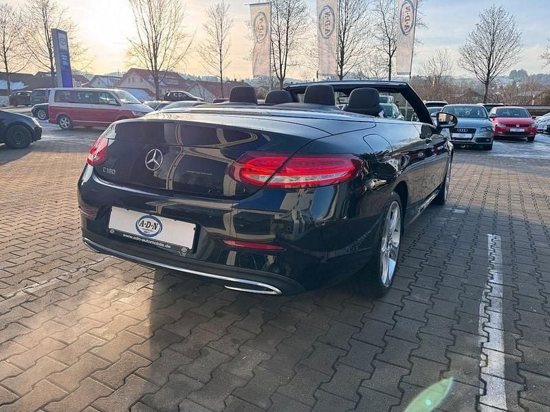 Gebraucht Mercedes C180 156 PS (114 kW) 2018 Schwarz Cabrio