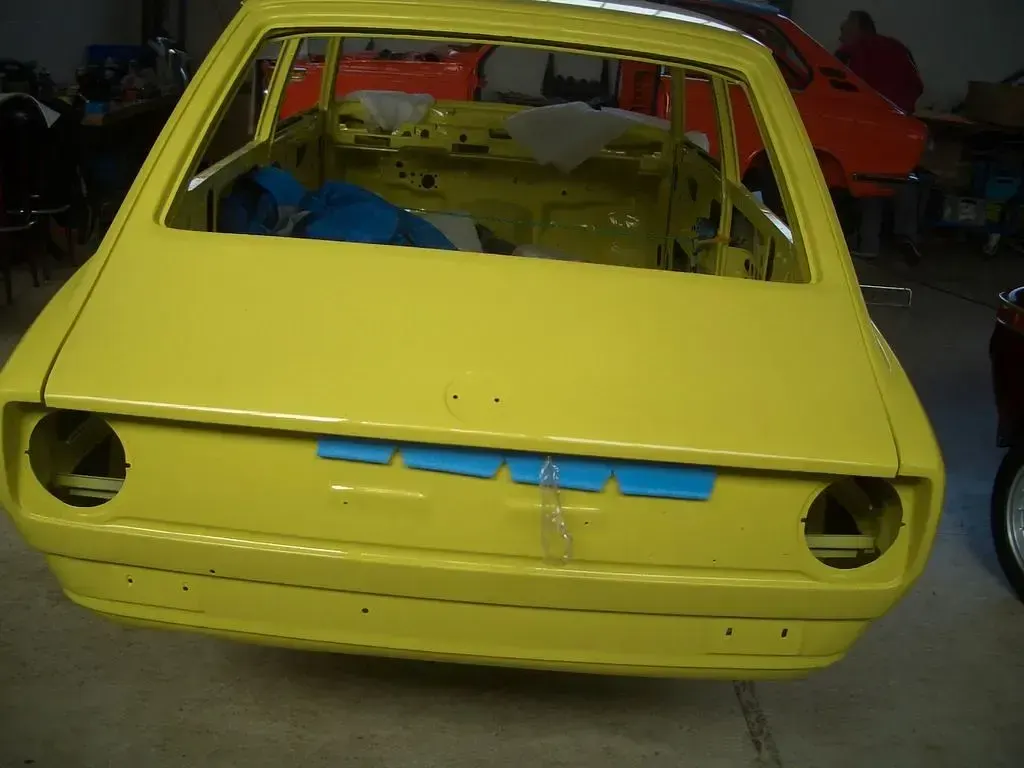 Gebraucht BMW 2002 160 PS (117 kW) 1972 Gelb Limousine
