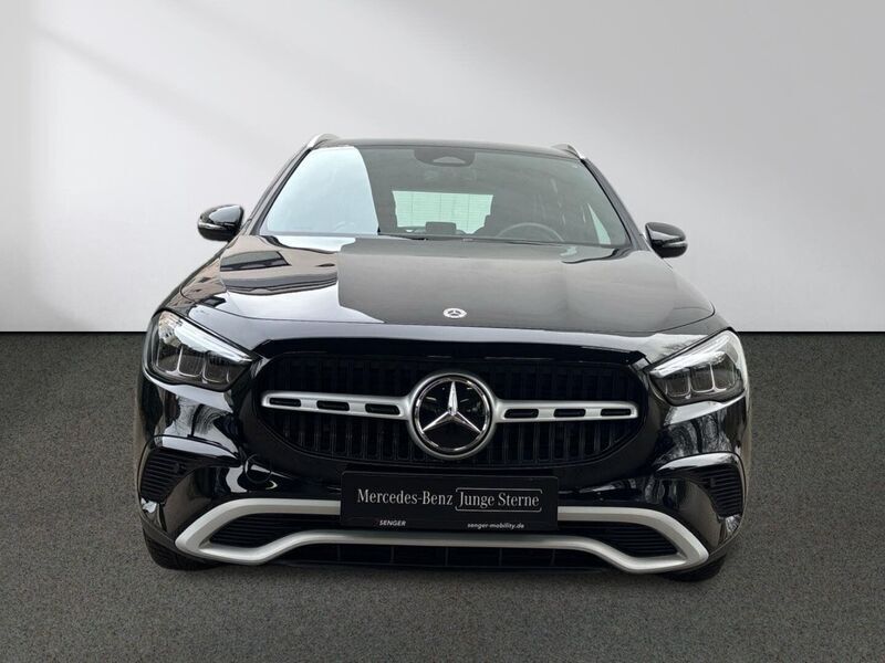 Gebraucht Mercedes GLA200 Advanced Plus 163 PS (119 kW) 2024 Schwarz SUV