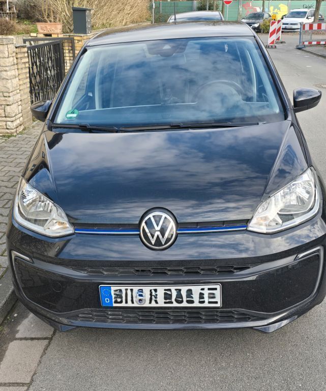 Schwarz Gebraucht 2021 VW e-up! Kleinwagen | 16.000 € (Fairer Preis) - Bild 1/4