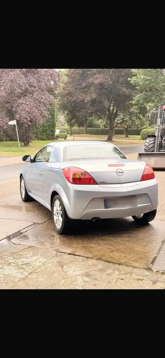 Gebraucht Opel Tigra 95 PS (69 kW) 2006 Blau Cabrio