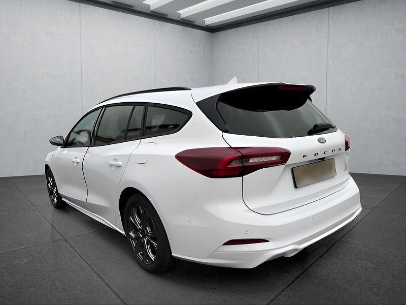 Gebraucht Ford Focus 125 PS (91 kW) 2025 Weiß Kombi