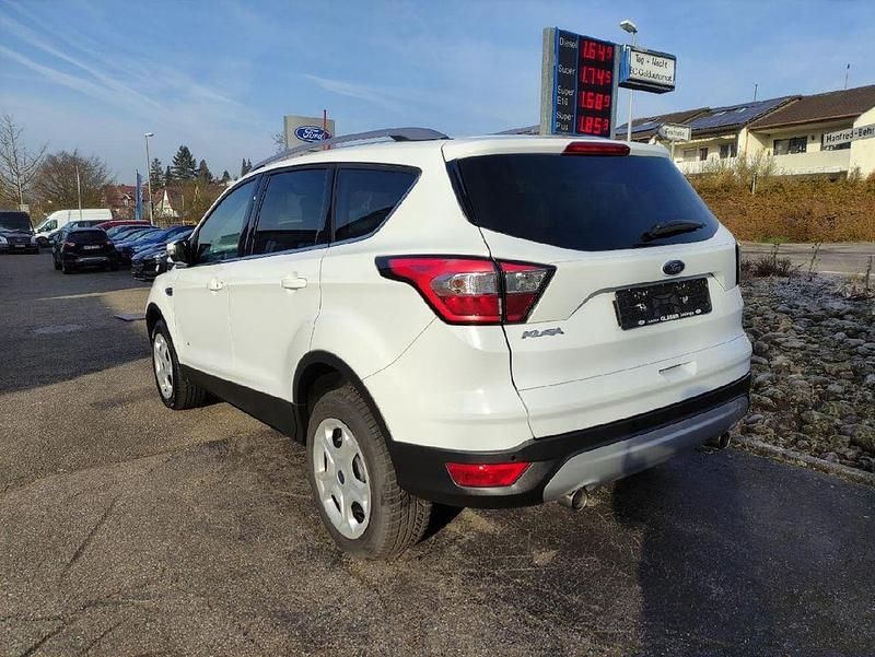Gebraucht Ford Kuga Cool & Connect 150 PS (110 kW) 2019 Weiß SUV