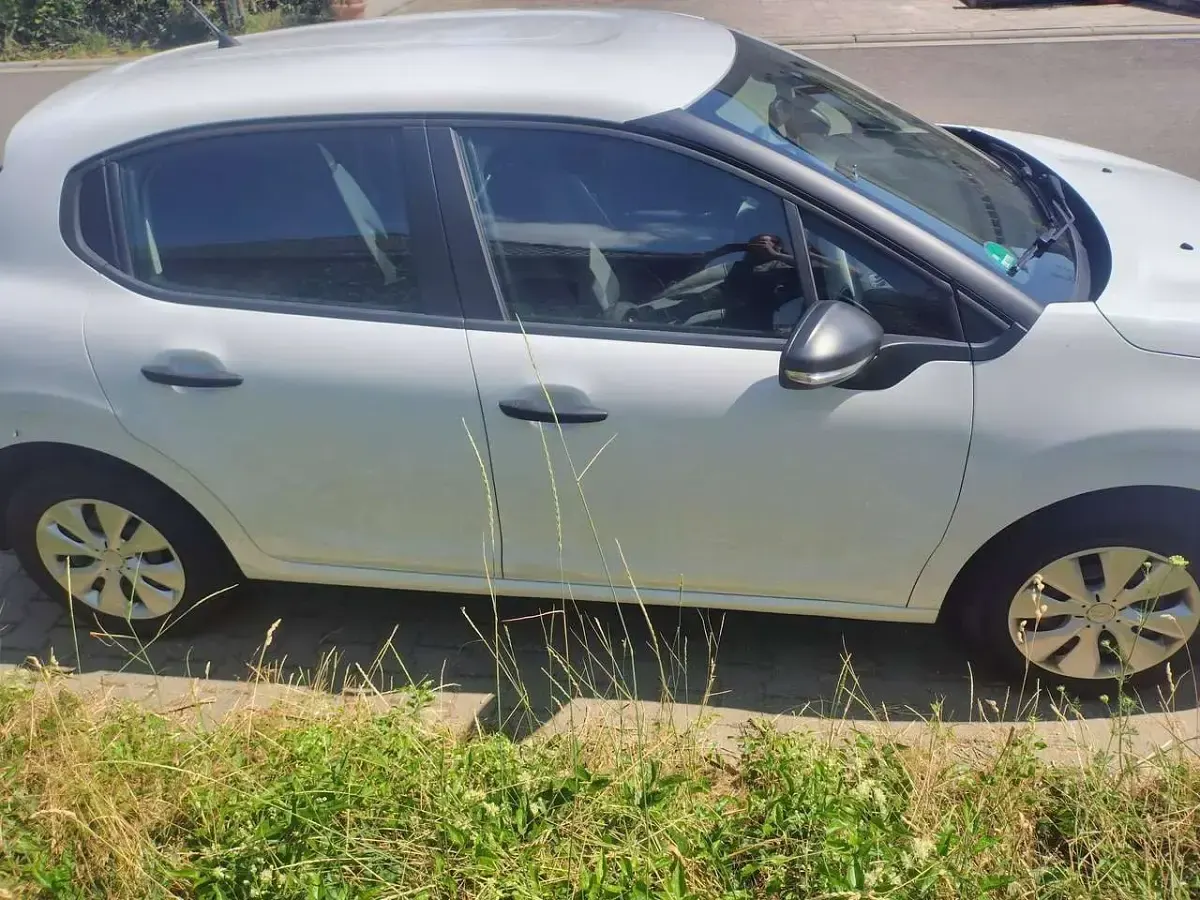 Gebraucht Citroën C3 Live 82 PS (60 kW) 2017 Weiß Limousine