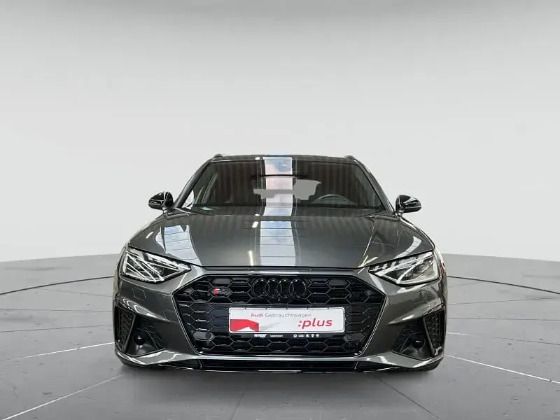 Gebraucht Audi S4 Ambiente 341 PS (250 kW) 2023 Daytonagrau perleffekt Kombi