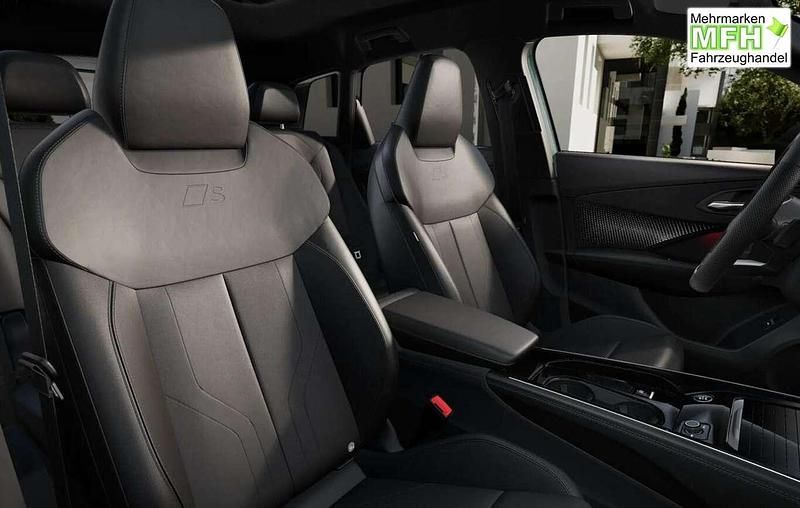 Neu Audi Q3 150 PS (110 kW) 2026 Salbeigrün metallic SUV