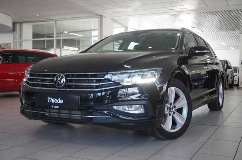 Gebraucht VW Passat Business 200 PS (147 kW) 2021 Deep black perleffekt Kombi