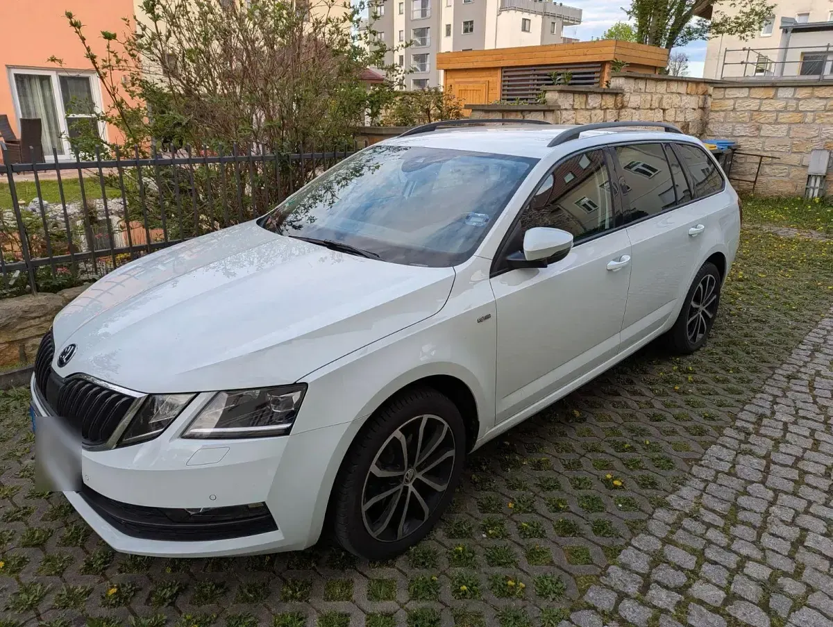 Gebraucht Skoda Octavia Soleil 116 PS (85 kW) 2019 Weiß Kombi