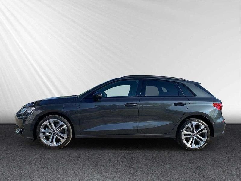 Gebraucht Audi A3 S-Line 204 PS (150 kW) 2025 Grau Limousine