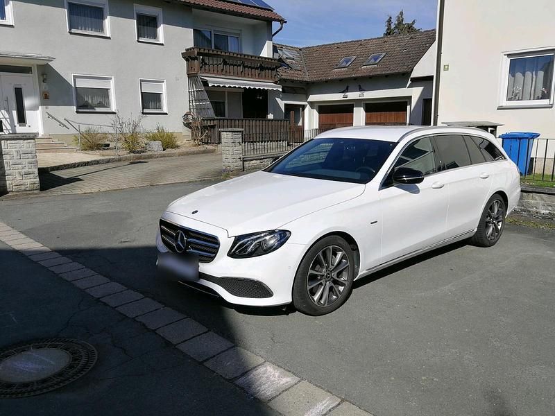 Gebraucht Mercedes E220 Edition 194 PS (142 kW) 2020 Weiß Kombi