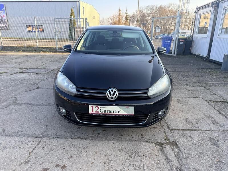 Gebraucht VW Golf VII Style 105 PS (77 kW) 2012 Schwarz Limousine