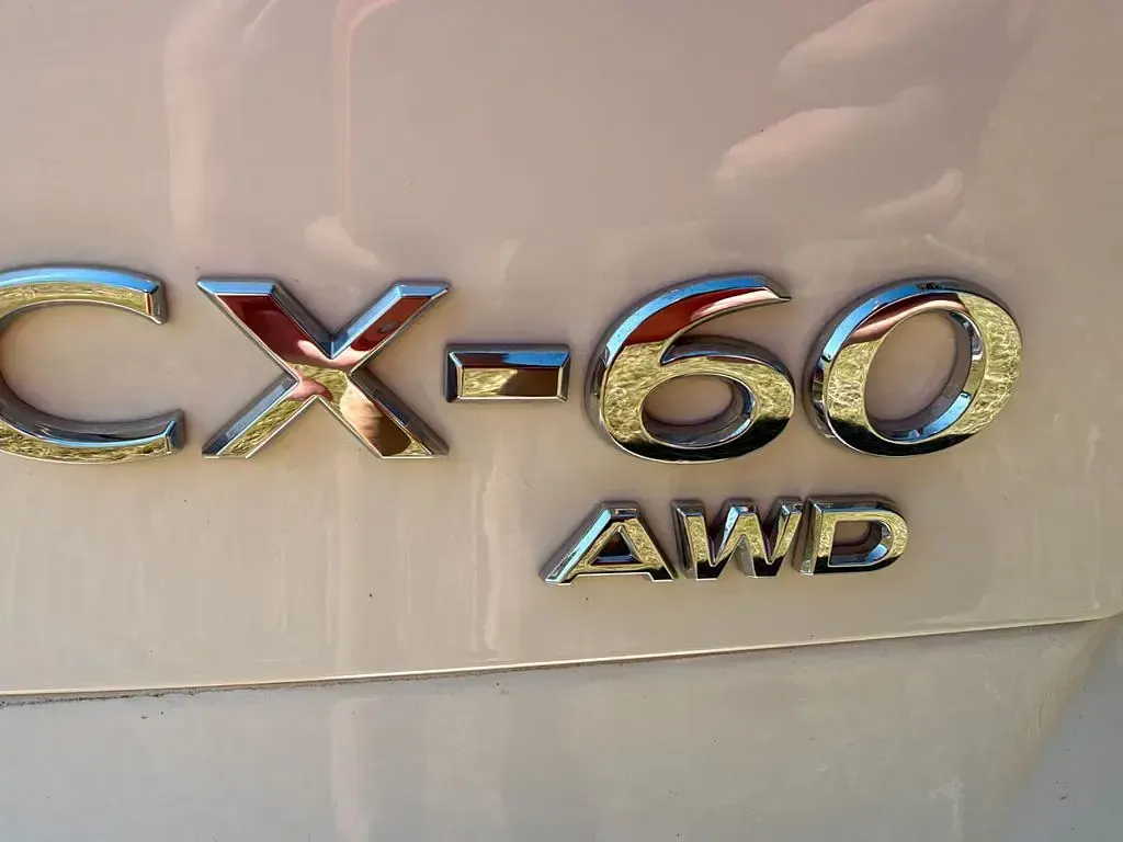 Gebraucht Mazda CX-60 Exclusive 328 PS (241 kW) 2023 Weiß SUV