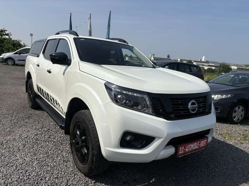 Pearl white Gebraucht 2020 Nissan Navara N-Guard Abholung | 24.201 € (Superpreis) - Bild 1/4