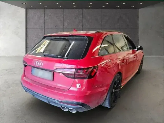 Gebraucht Audi S4 Design 347 PS (255 kW) 2020 Tangorot metallic (metallic) Kombi
