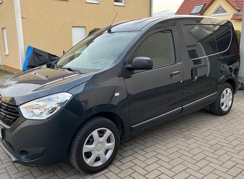 Gebraucht Dacia Dokker 130 PS (95 kW) 2020 Grau Van / Kleinbus