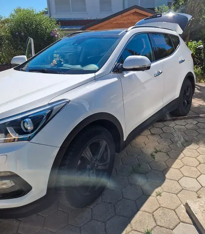 Gebraucht Hyundai Santa Fe Premium 200 PS (147 kW) 2016 Weiß SUV