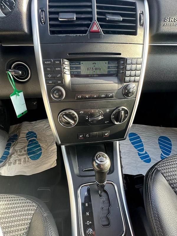 Gebraucht Mercedes B200 140 PS (102 kW) 2005 Van / Kleinbus