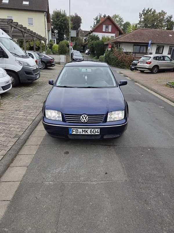 Gebraucht 2002 VW Bora Highline Limousine | 3.300 € (Etwas zu teuer) - Bild 1/4