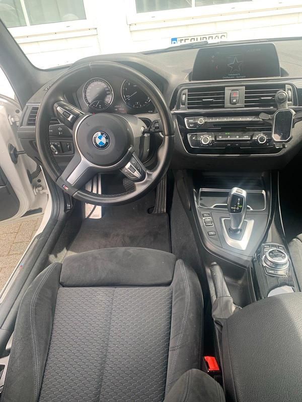 Gebraucht BMW 118 136 PS (100 kW) 2017 Weiß Kleinwagen