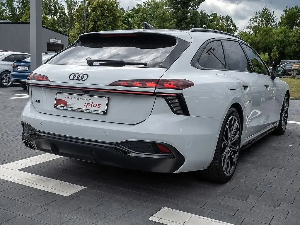 Gebraucht Audi A6 Ambiente 204 PS (150 kW) 2025 Gletscherweiß metallic Kombi