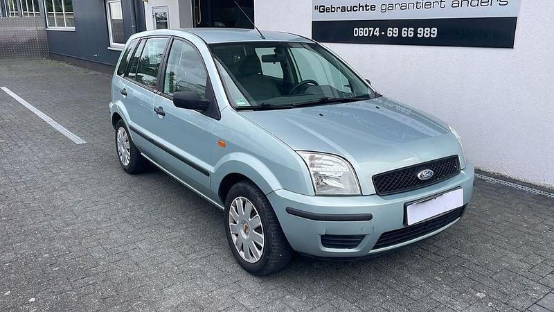 Grün Gebraucht 2004 Ford Fusion Viva Limousine | 2.340 € (Fairer Preis) - Bild 1/4