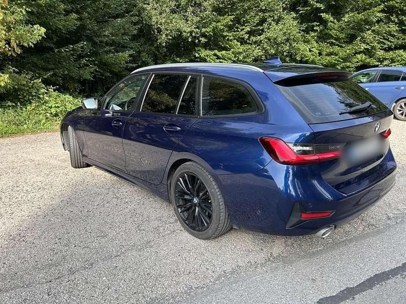 Gebraucht BMW 320 190 PS (139 kW) 2020 Blau Kombi