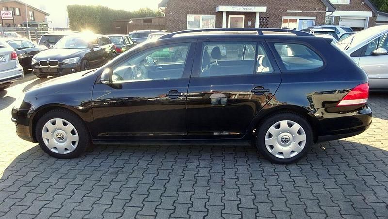 Gebraucht VW Golf V Trendline 105 PS (77 kW) 2008 Schwarz Kombi