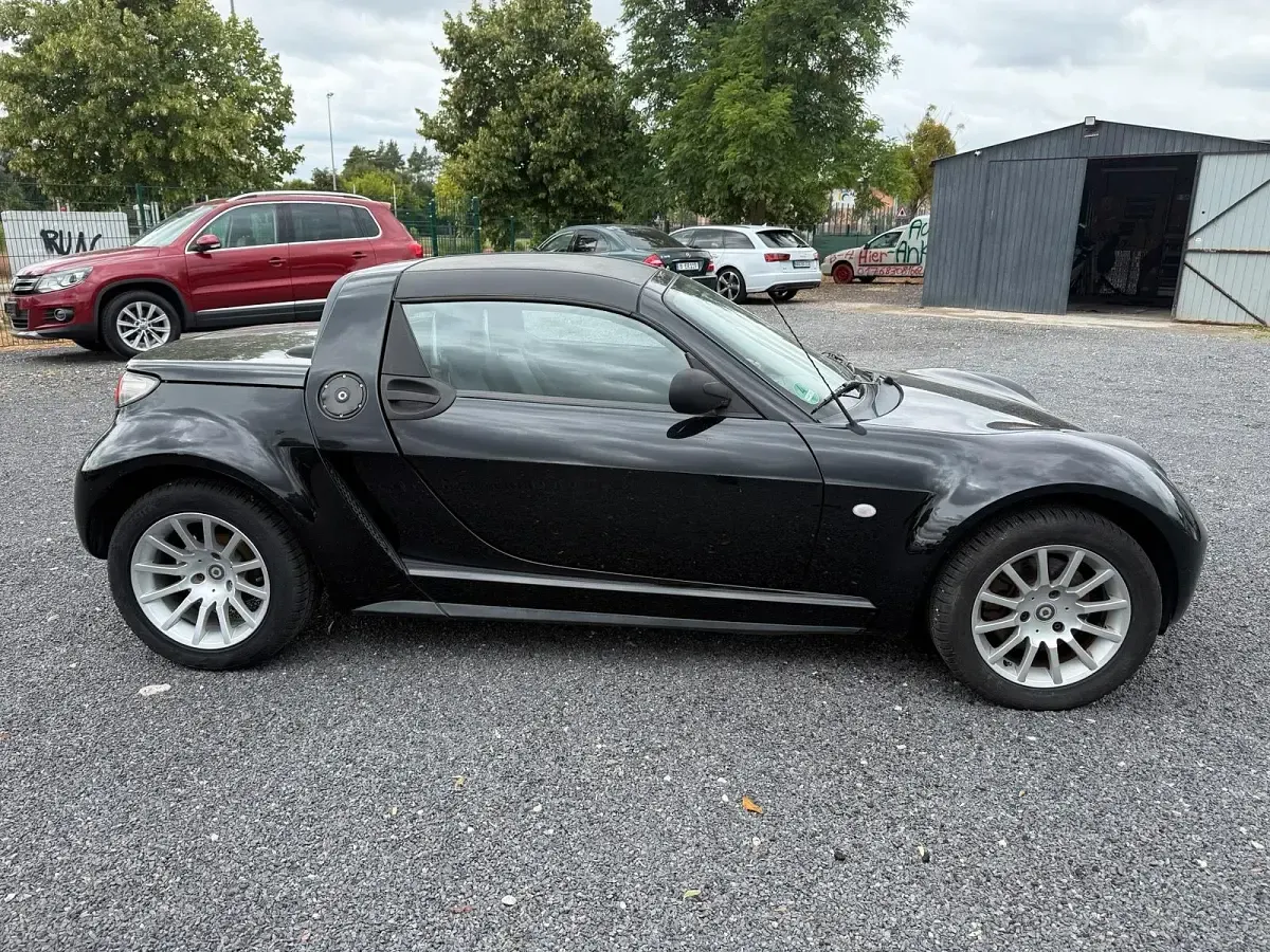 Gebraucht Smart Roadster 61 PS (44 kW) 2004 Schwarz Cabrio