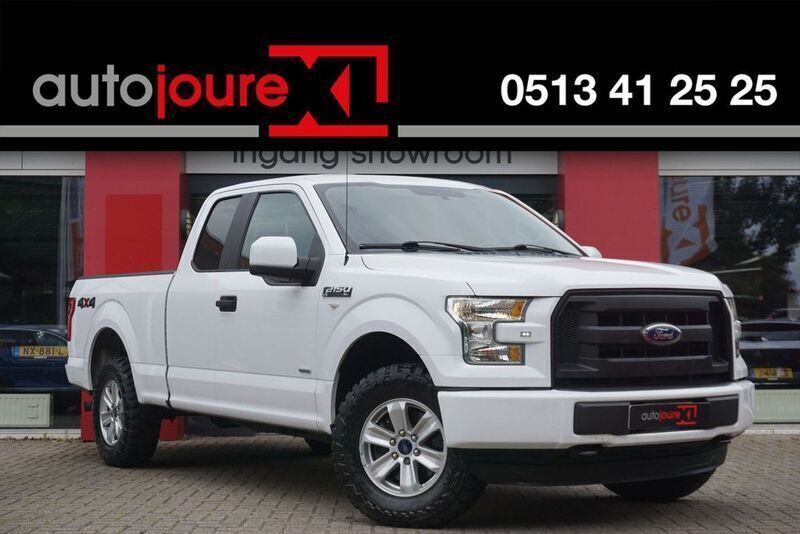 Weiß Gebraucht 2015 Ford F-150 Abholung | 35.089 € - Bild 1/4