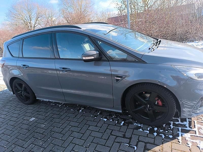 Gebraucht Ford S-MAX ST 241 PS (177 kW) 2019 Grau Van / Kleinbus