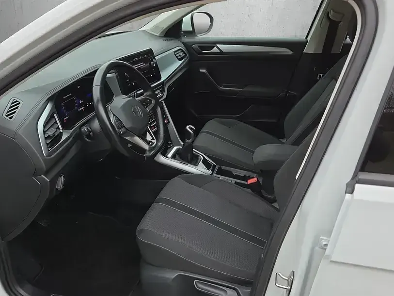 Gebraucht VW T-Roc Life 110 PS (80 kW) 2023 Pure white SUV