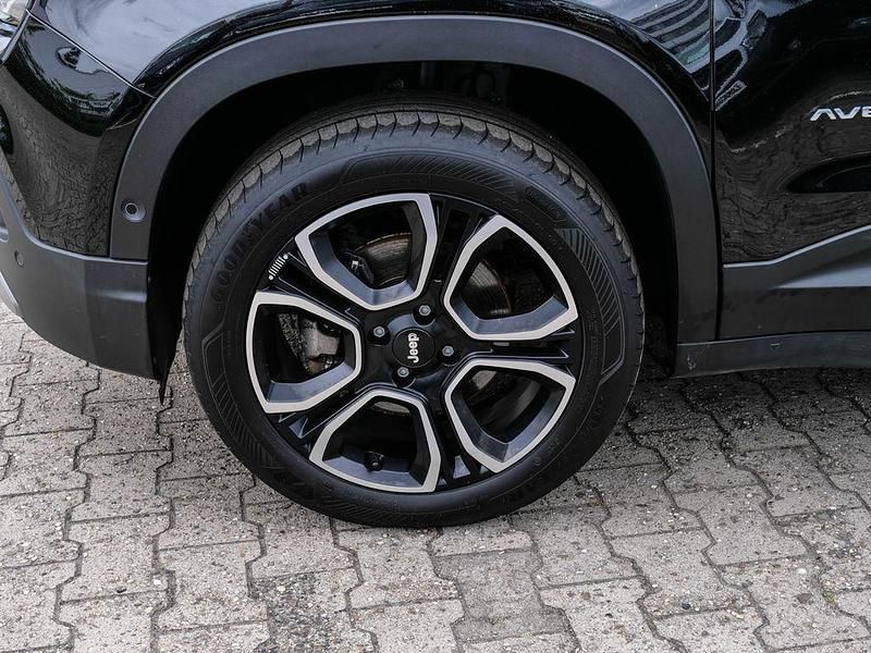 Gebraucht Jeep Avenger EV Summit 114 kW (156 PS) 2023 Solid black clear coat SUV