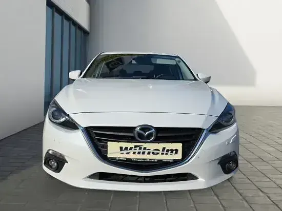 Gebraucht Mazda 3 Nakama 105 PS (77 kW) 2017 Satinweiß metallic (metallic) Limousine