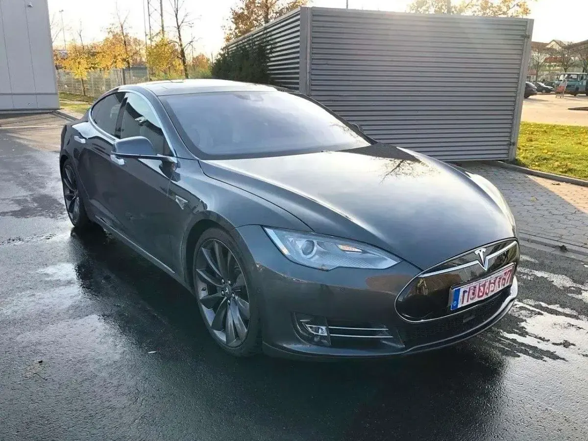 Gebraucht Tesla Model S 311 kW (423 PS) 2016 Grau Kleinwagen