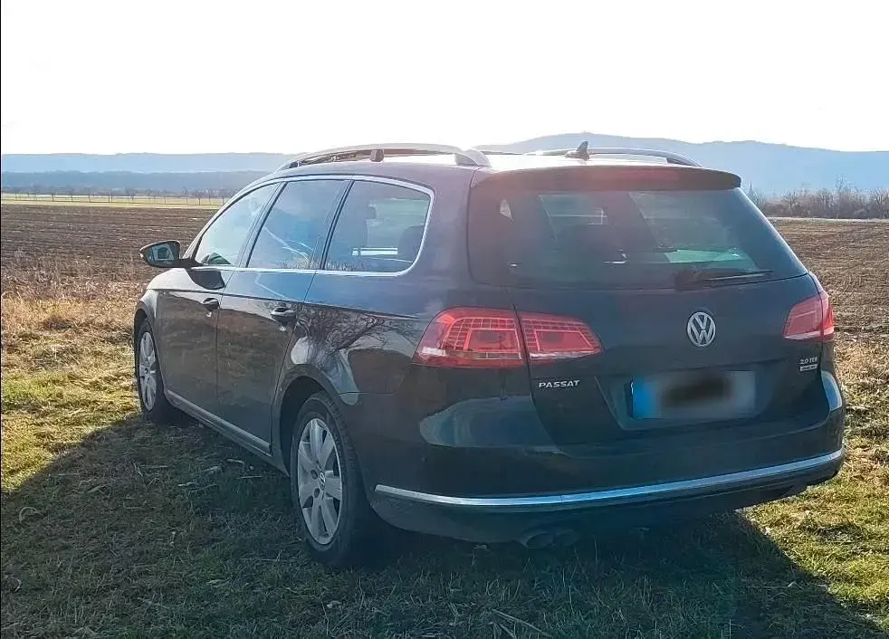 Gebraucht VW Passat 140 PS (102 kW) 2012 Schwarz Kombi