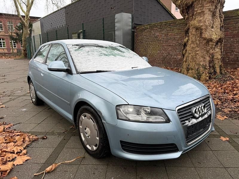 Silber Gebraucht 2008 Audi A3 Limousine | 1.900 € - Bild 1/4