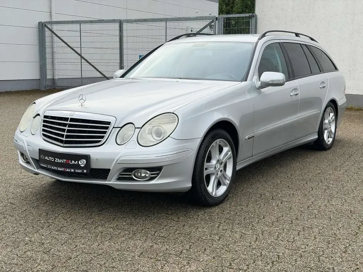 Gebraucht Mercedes E200 184 PS (135 kW) 2007 Silber Kombi