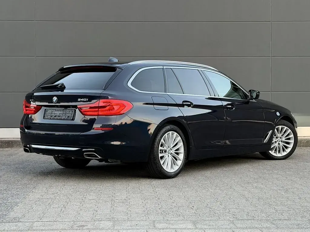 Gebraucht BMW 540 Luxury Line 340 PS (250 kW) 2018 Blau Limousine
