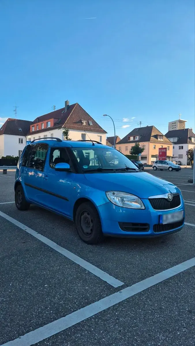 Gebraucht Skoda Roomster 70 PS (51 kW) 2008 Blau Van / Kleinbus