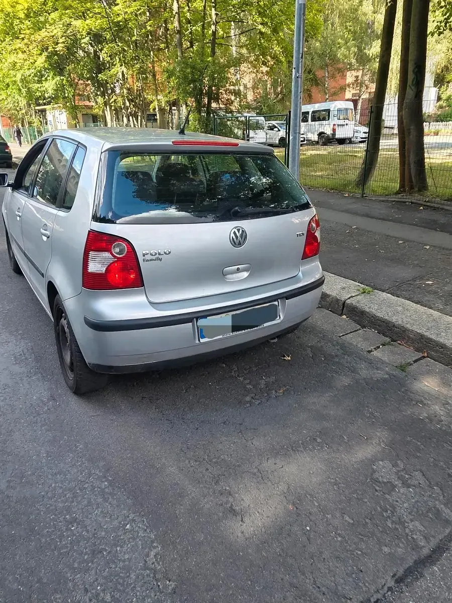 Gebraucht VW Polo 75 PS (55 kW) 2005 Grau Limousine