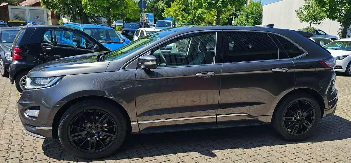 Gebraucht Ford Edge Vignale 209 PS (153 kW) 2017 Magneticgrau (metallic) SUV
