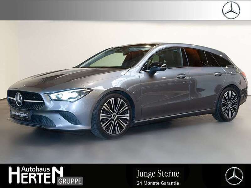 lack mountaingrau Gebraucht 2021 Mercedes CLA200 Shooting Brake Night Kombi | 29.900 € (Fairer Preis) - Bild 1/4