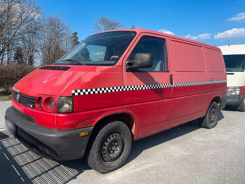 Gebraucht VW Transporter 102 PS (75 kW) 1999 Rot Van