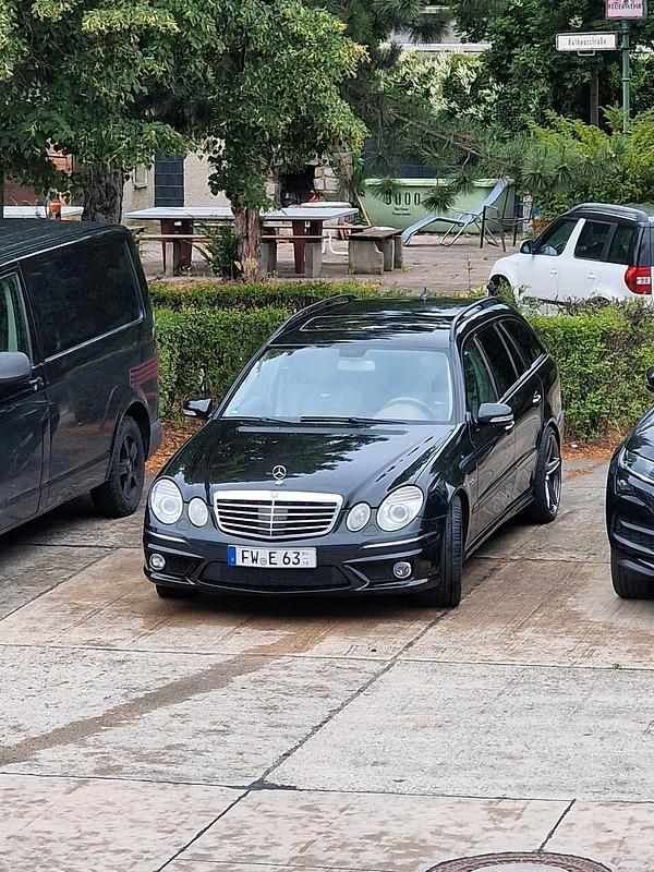 Gebraucht Mercedes E63 AMG AMG 514 PS (378 kW) 2007 Schwarz Kombi