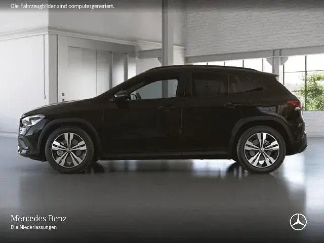 Gebraucht Mercedes GLA250 218 PS (160 kW) 2022 SUV