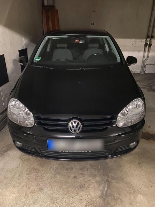 Schwarz Gebraucht 2008 VW Golf V United Limousine | 3.999 € (Fairer Preis) - Bild 1/3